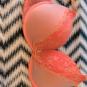 Victoria Secret bra